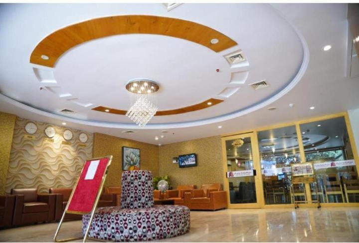 Blossoms Room The Plaza-Luxury Collection- Lakdikapul Hyderabad Bagian luar foto